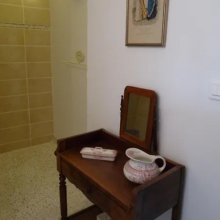 Au Bon Gre D'hugoline לינה וארוחת בוקר Blanzac (Haute Loire)