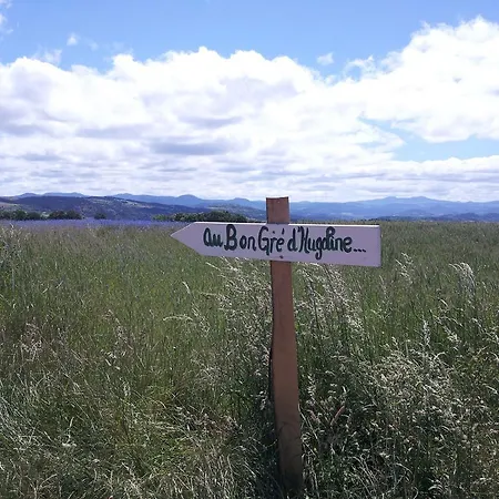 לינה וארוחת בוקר Au Bon Gre D'hugoline